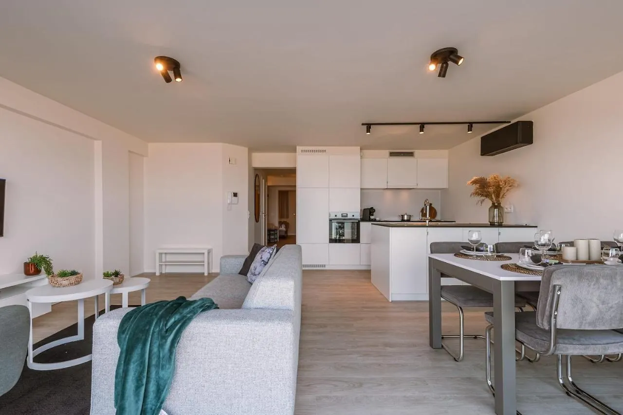 Beautiful Apartment With Sea View On Top Location Oostende 0*,  België